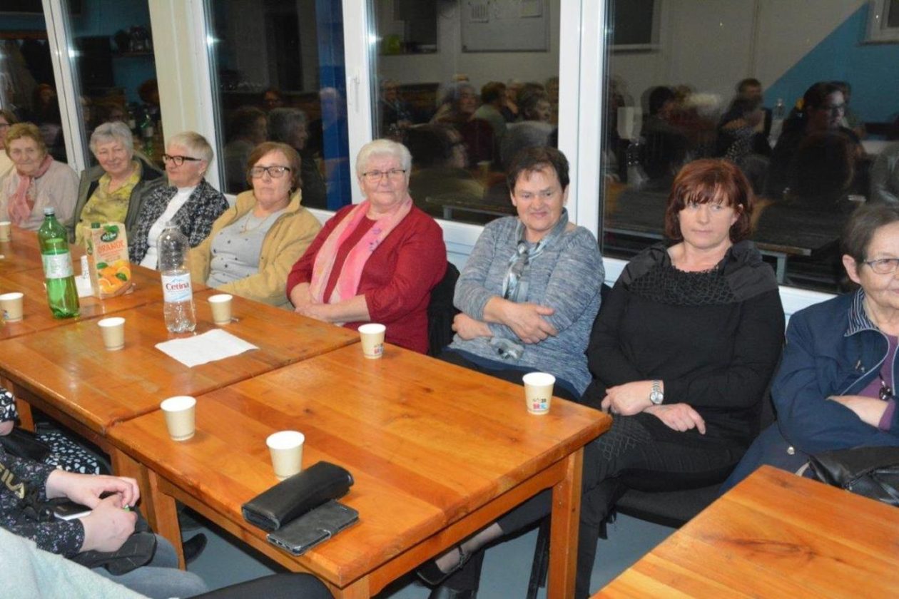 UDRUGA ŽENA Skupština u Donjoj Dubravi obilježila Dan žena (11) UDRUGA ŽENA Skupština u Donjoj Dubravi obilježila Dan žena (11)