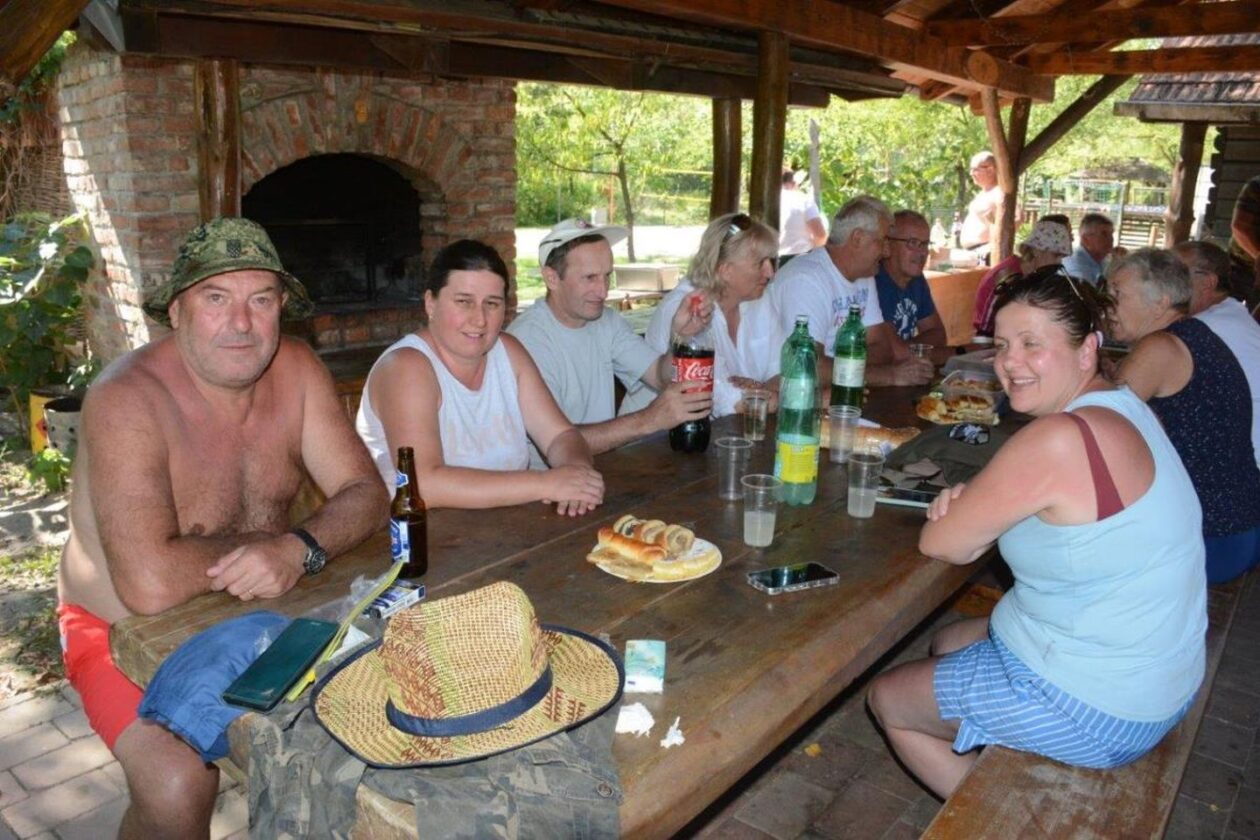 UDVDR Donja Dubrava proslavio Dan pobjede raftingom na Dravi (10) UDVDR Donja Dubrava proslavio Dan pobjede raftingom na Dravi (10)