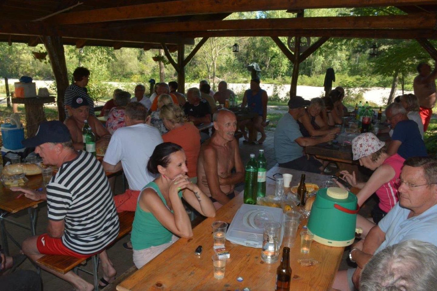 UDVDR Donja Dubrava proslavio Dan pobjede raftingom na Dravi (7)