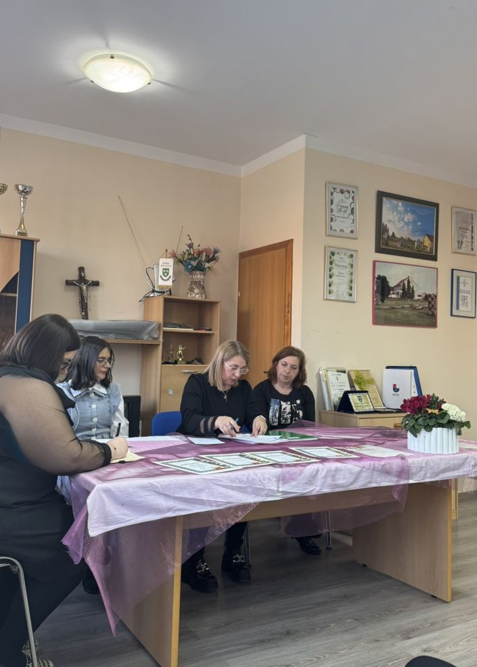 UG GARDRUŽA GARDINOVEC Marija prekupec ostaje predsjednica, odbor dobio nove članove (8) UG GARDRUŽA GARDINOVEC Marija prekupec ostaje predsjednica, odbor dobio nove članove (8)