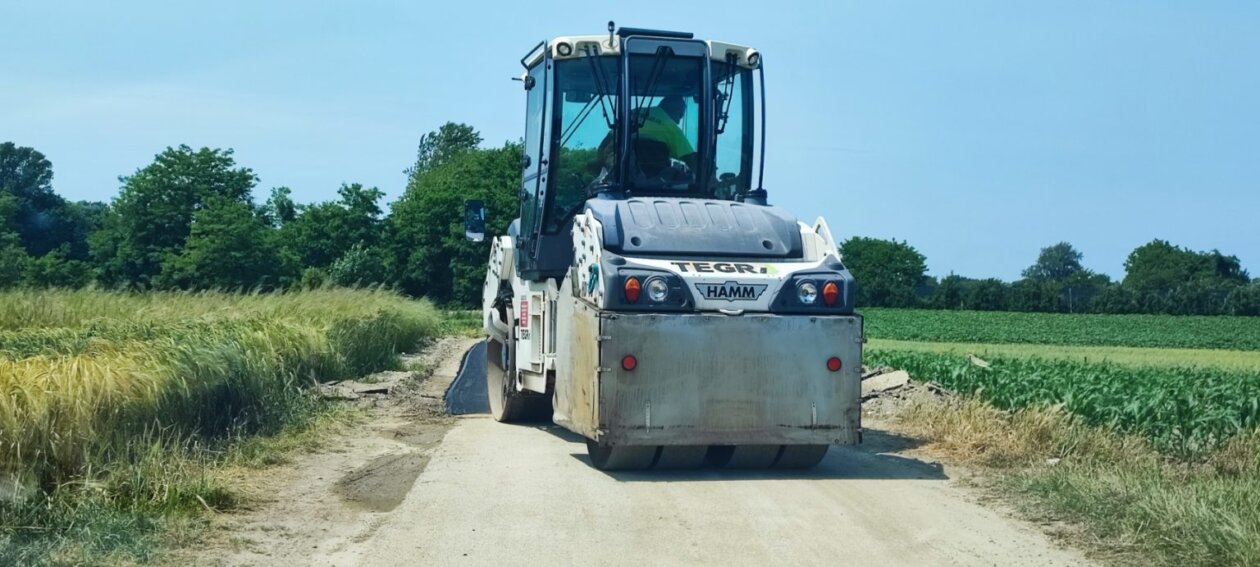 ULAGANJE U CESTE Novo Selo na Dravi dobilo nove asfaltirane prometnice (4) ULAGANJE U CESTE Novo Selo na Dravi dobilo nove asfaltirane prometnice (4)