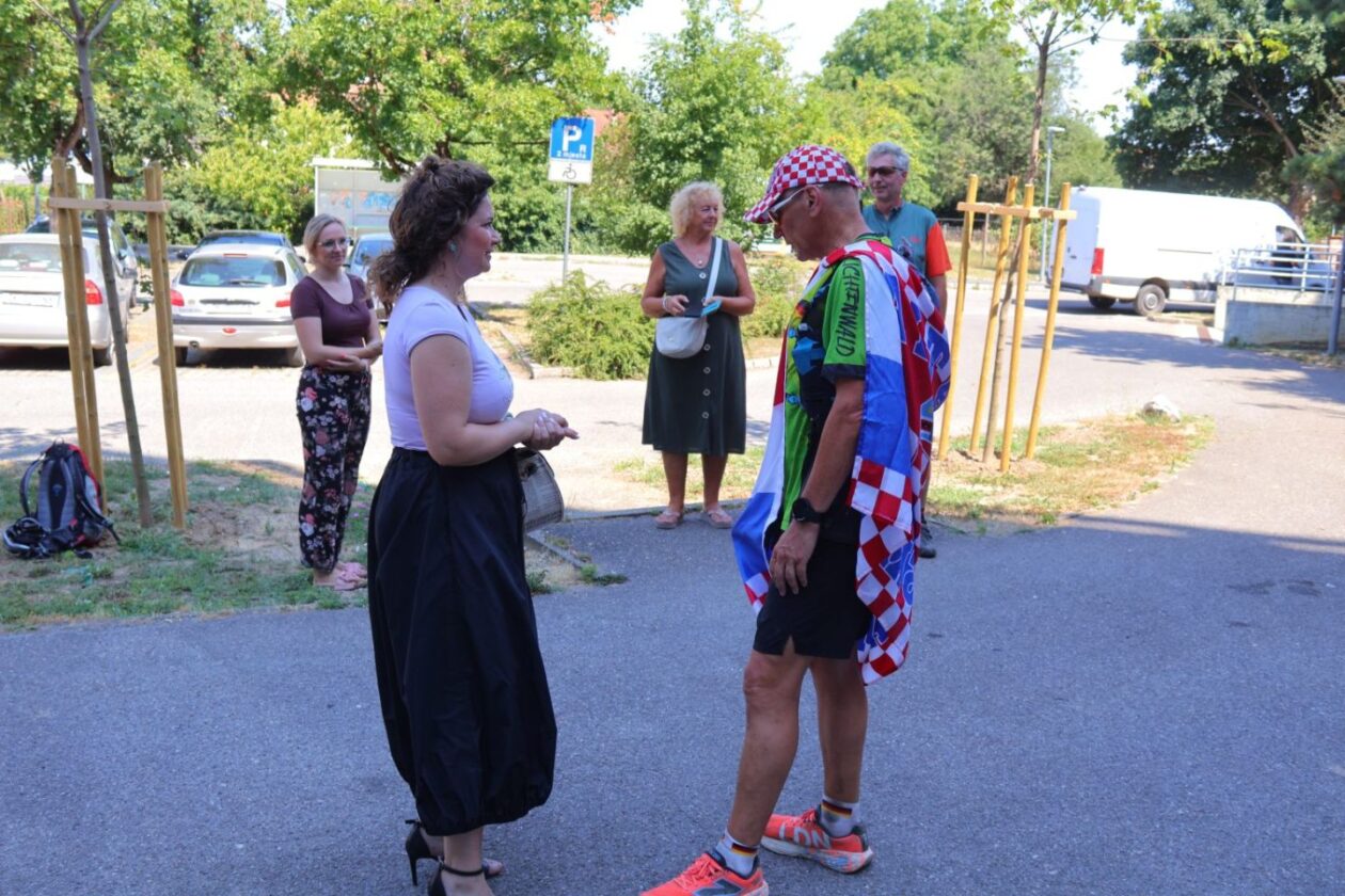 ULTRAMARATON LJUBAVI Karlheinz trčao iz Njemačke do Čakovca kako bi iznenadio oca za 90. rođendan (1)
