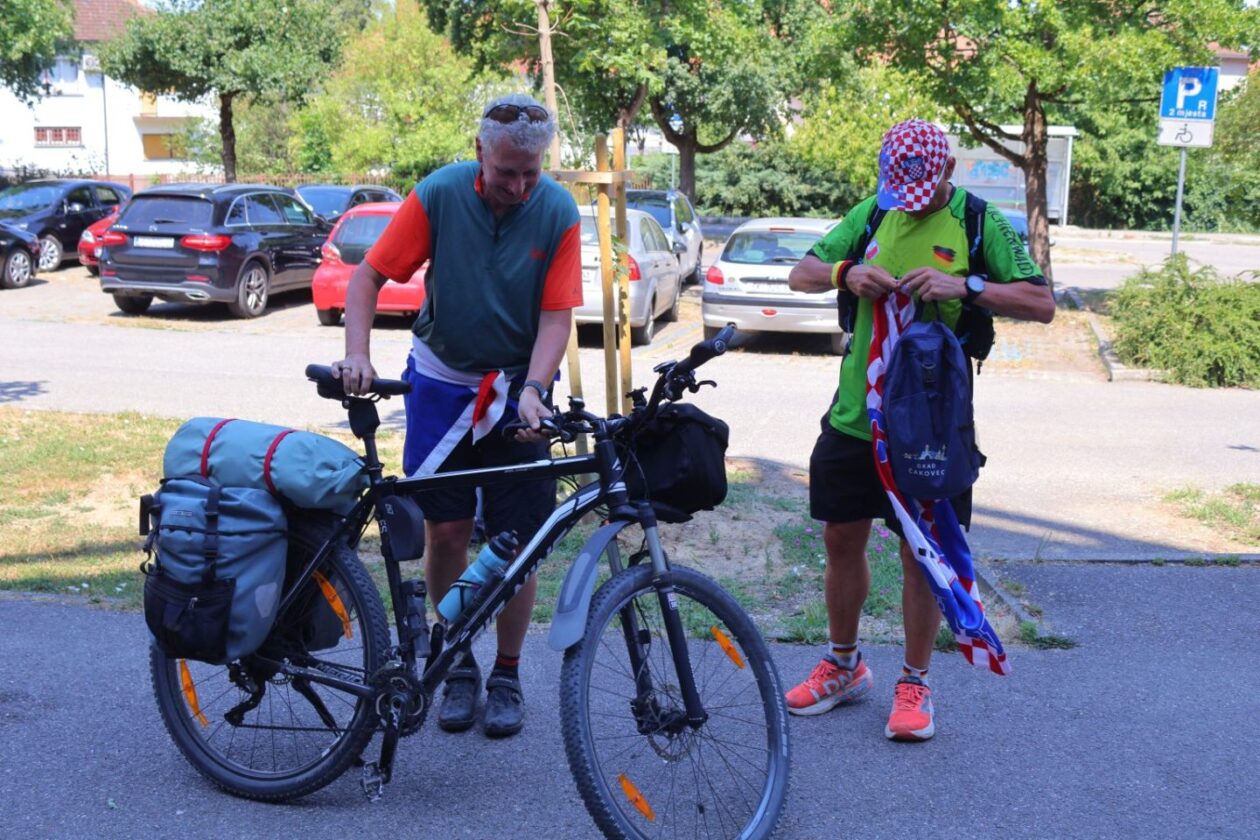ULTRAMARATON LJUBAVI Karlheinz trčao iz Njemačke do Čakovca kako bi iznenadio oca za 90. rođendan (10)