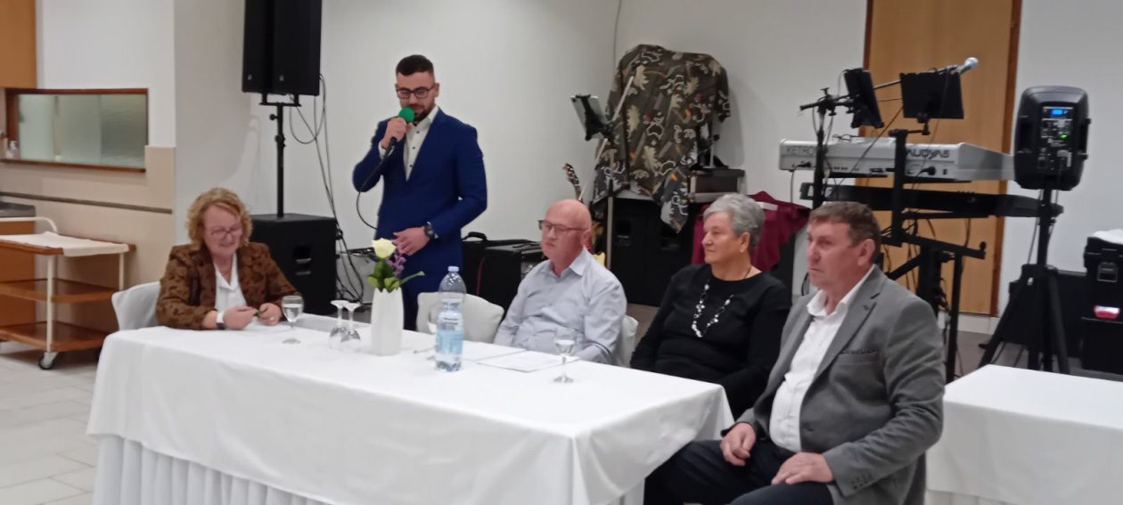 UMIROVLJENICI NEDELIŠĆA Nakon radnog dijela skupštine ples i zabava (2)