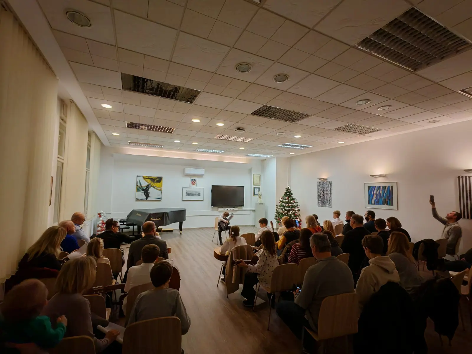 UMJETNIČKA ŠKOLA Miroslav Magdalenić (2)