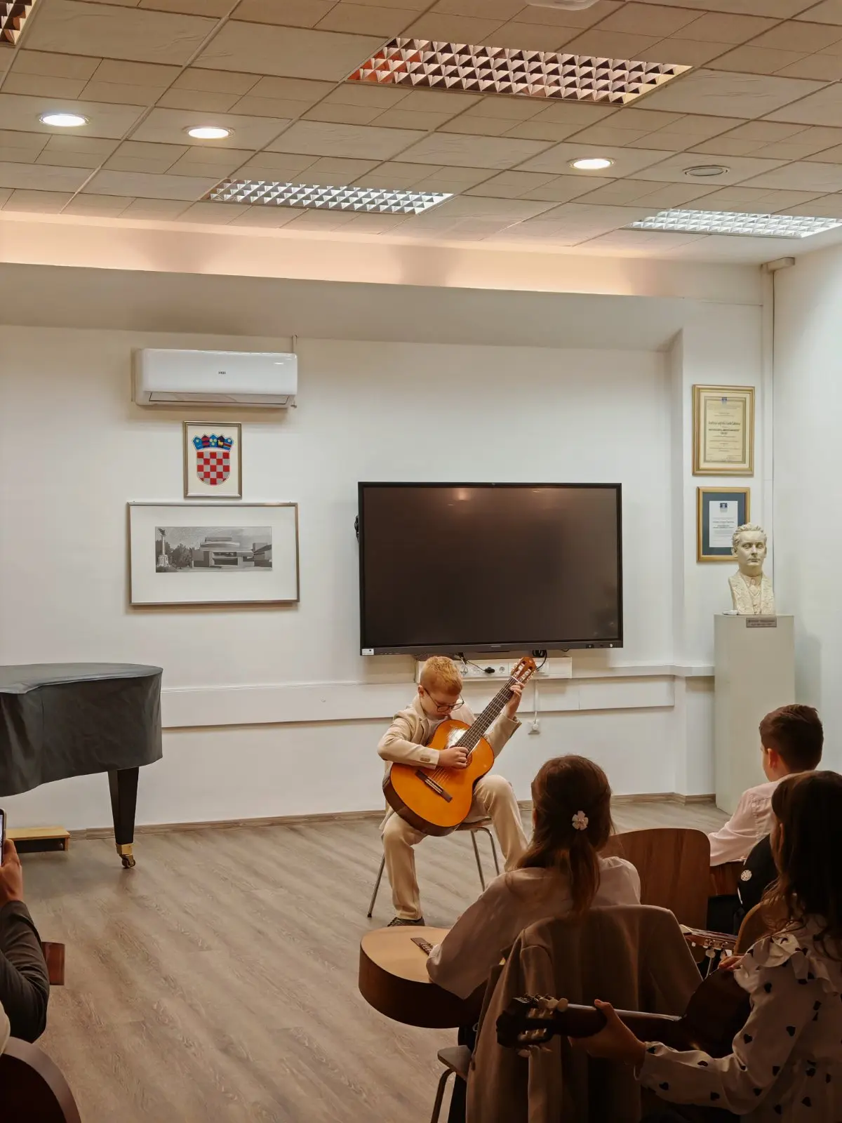 UMJETNIČKA ŠKOLA Miroslav Magdalenić (3)