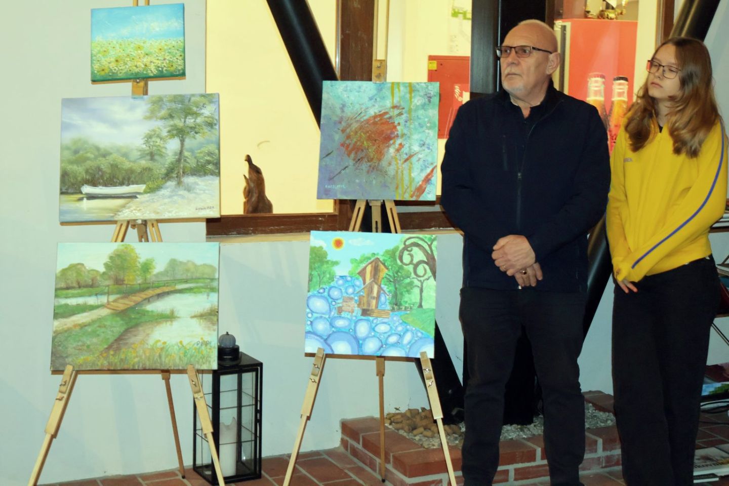 UMJETNOST I DOBROTA U Starom gradu otvorena izložba humanitarnog karaktera (20) UMJETNOST I DOBROTA U Starom gradu otvorena izložba humanitarnog karaktera (20)