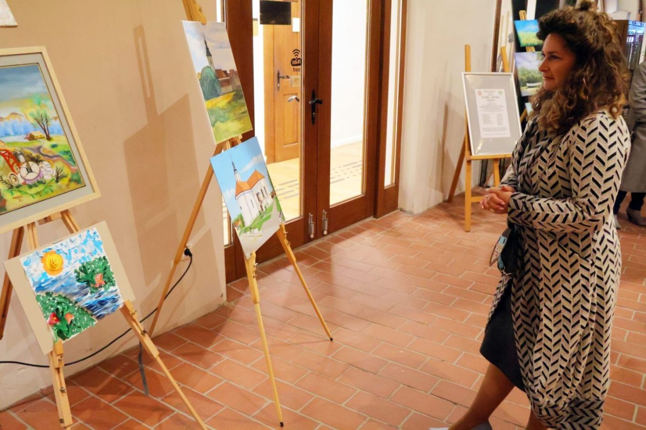 UMJETNOST I DOBROTA U Starom gradu otvorena izložba humanitarnog karaktera (8) UMJETNOST I DOBROTA U Starom gradu otvorena izložba humanitarnog karaktera (8)