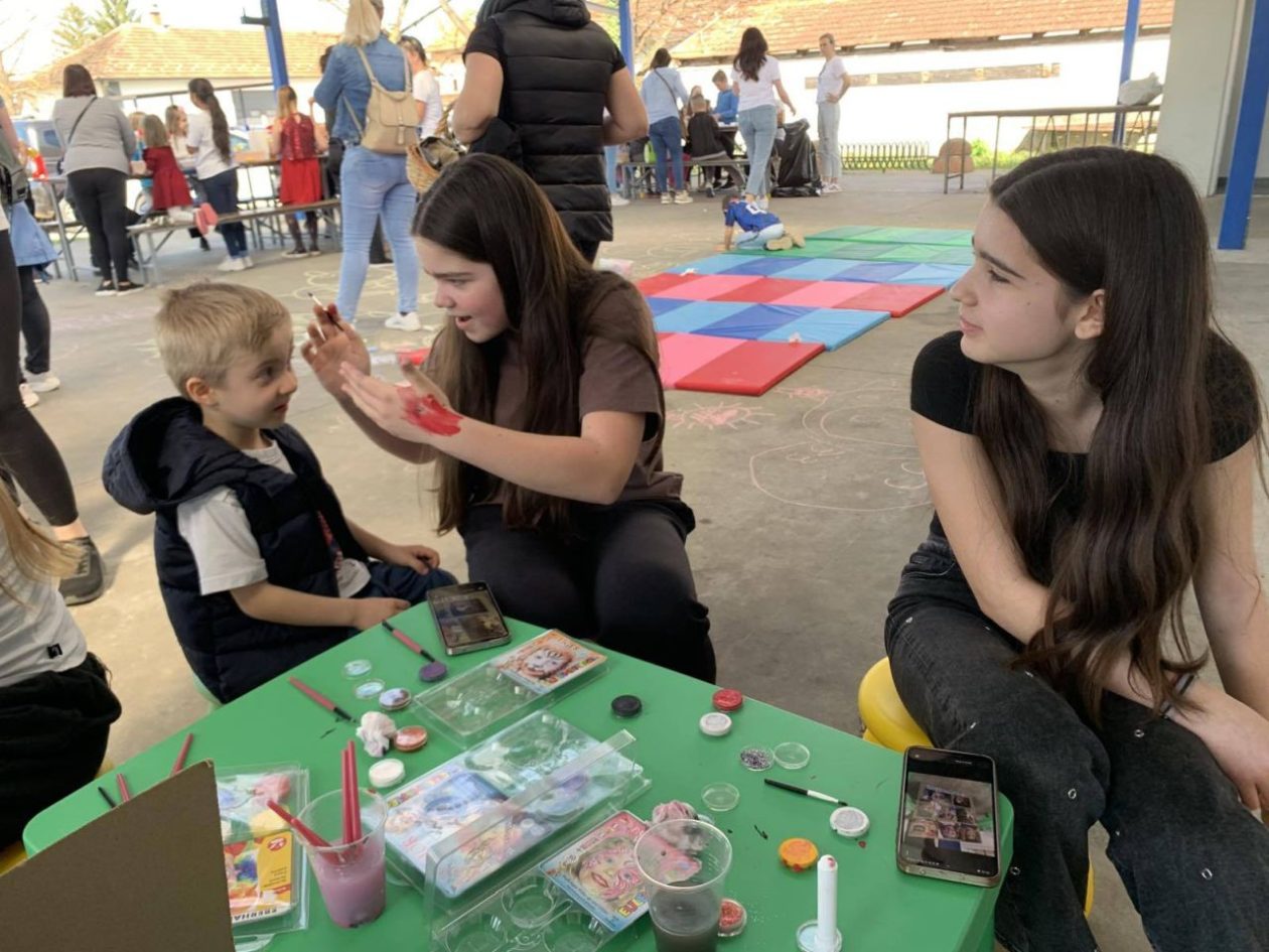 USKRSNA RADOST Lov na uskrsna jaja razveselio mališane u Donjoj Dubravi (9)