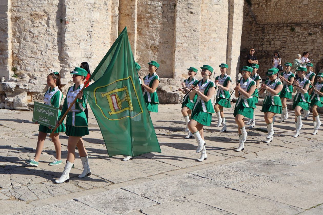 USPJEH U ZADRU Mažoretkinje Nedelišća osvojile više medalja na državnom prvenstvu (7)