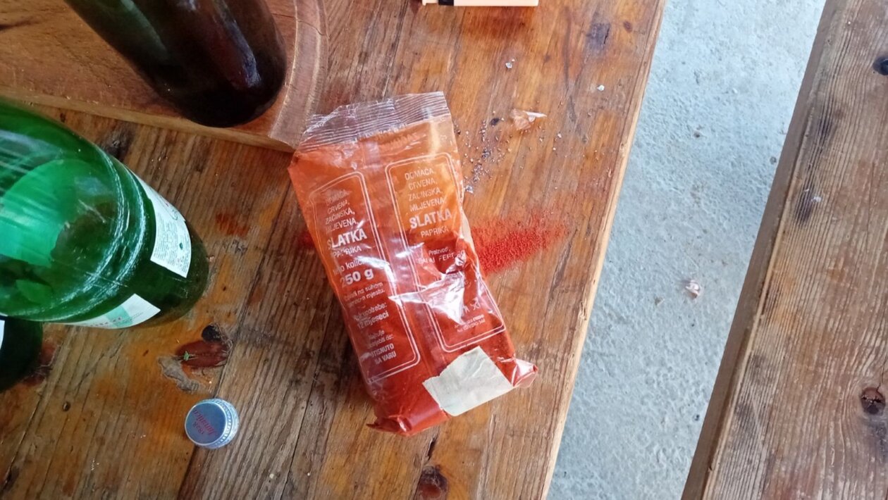 UVJERLJIVA POBJEDA NK POLETA Na oproštaju Dovečera, bograč za sve (6) UVJERLJIVA POBJEDA NK POLETA Na oproštaju Dovečera, bograč za sve (6)