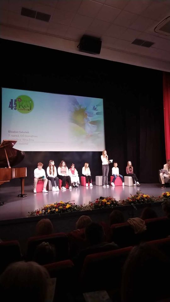 Učenice iz OŠ Domašinec osvojile vrh Smotre kajkavskog pjesništva (5)