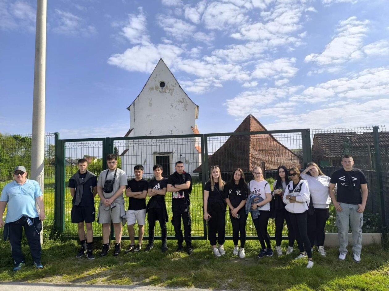 Učenici Gospodarske škole otkrivali ljepote i tajne zavičaja (4)