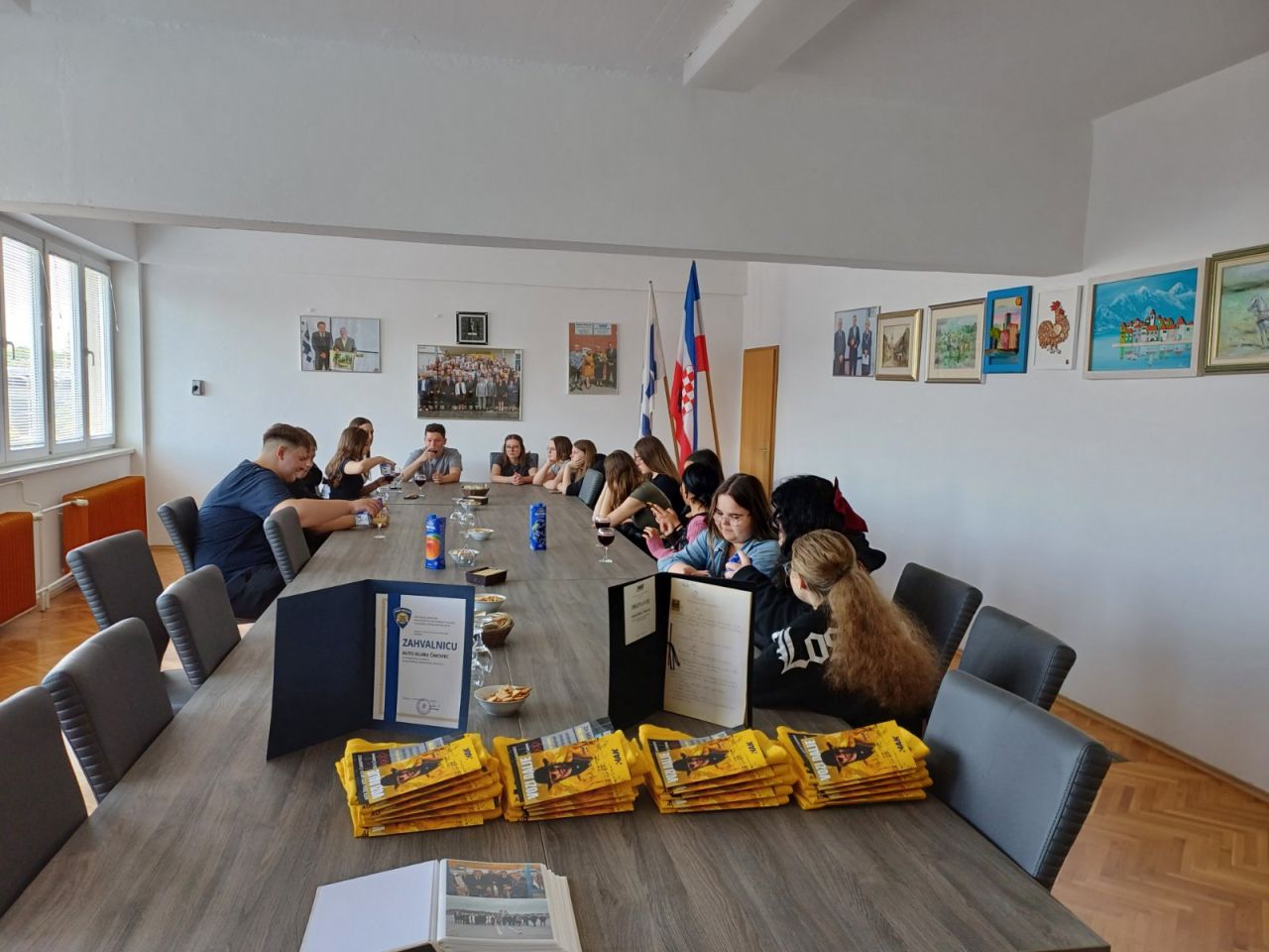 Učenici Gospodarske škole posjetili HAK i učili iz prakse (7) Učenici Gospodarske škole posjetili HAK i učili iz prakse (8)