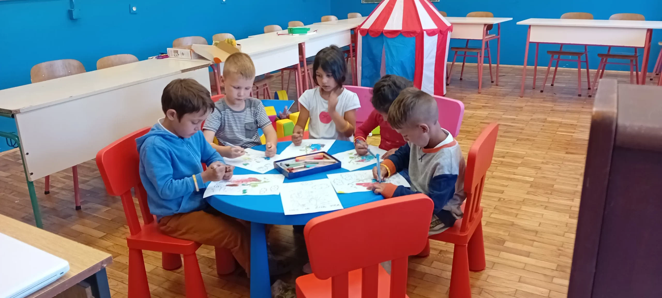 Učenici OŠ Domašinec pripovijedaju vrtićarcima (6) Učenici OŠ Domašinec pripovijedaju vrtićarcima (6)