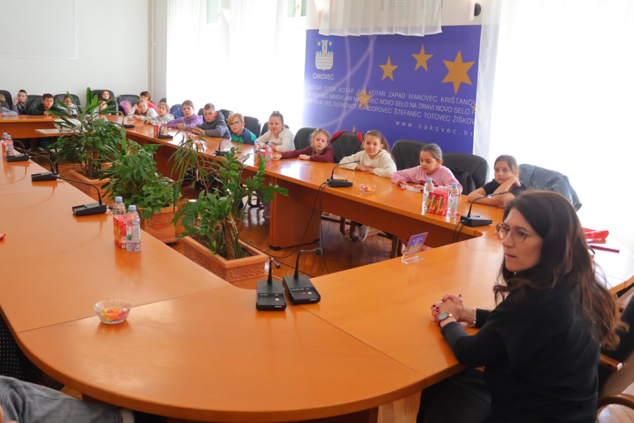 Učenici iz Pribislavca u posjetu gradonačelnici Cividini (7)