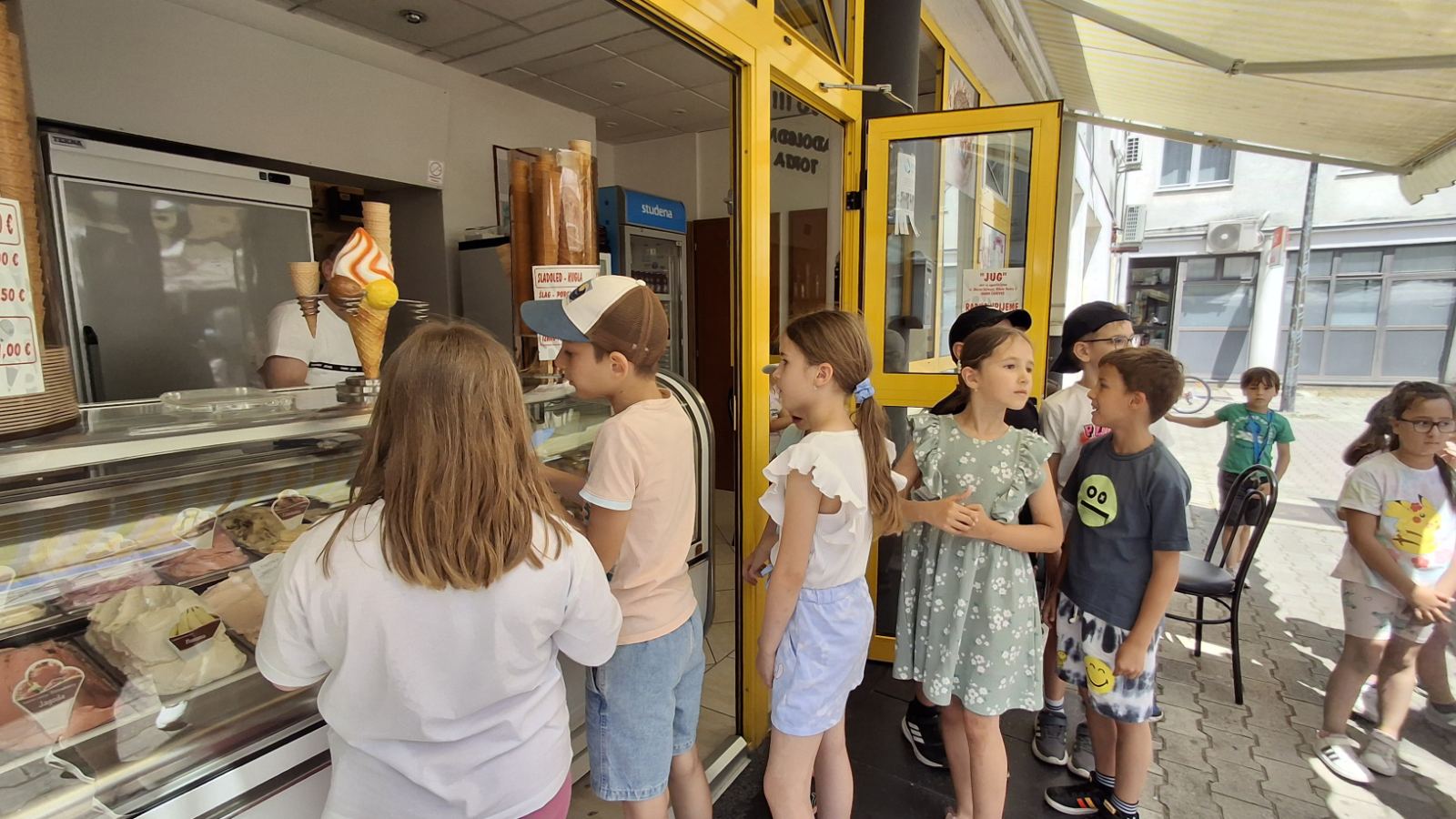 Učenici sladoled 2