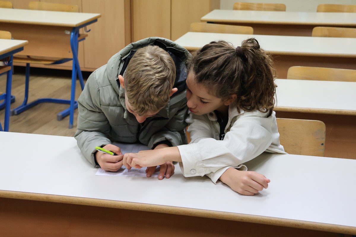 Učenje kroz igru (13) Učenje kroz igru (13)