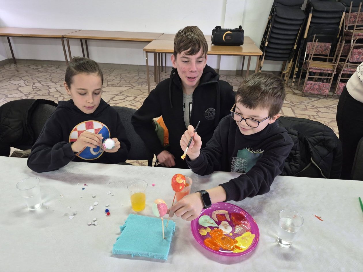 Udruga Okus Knezovec – Šenkovec uskrs traženje jaja (21) Udruga Okus Knezovec – Šenkovec uskrs traženje jaja (21)