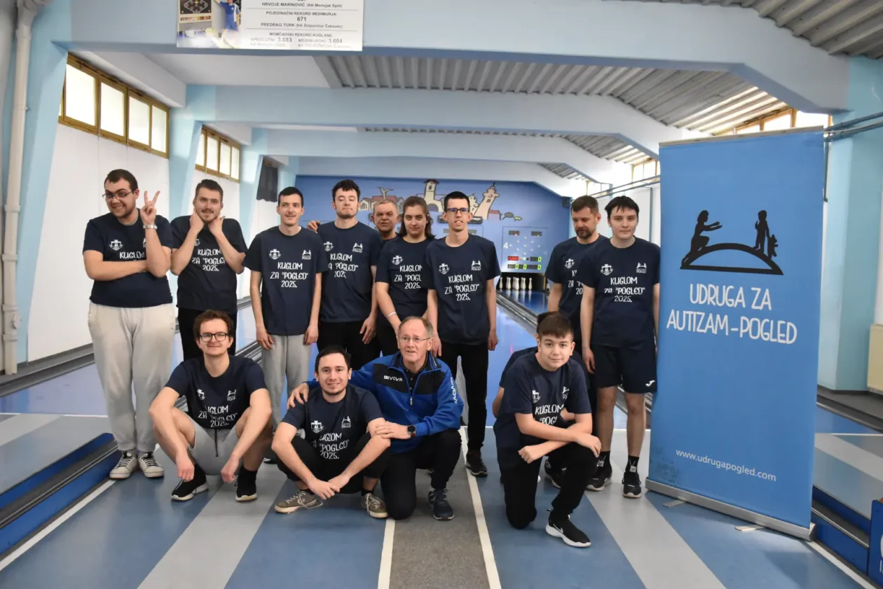 Udruga Pogled, autizam, Kuglanje (1) Udruga Pogled, autizam, Kuglanje (1)