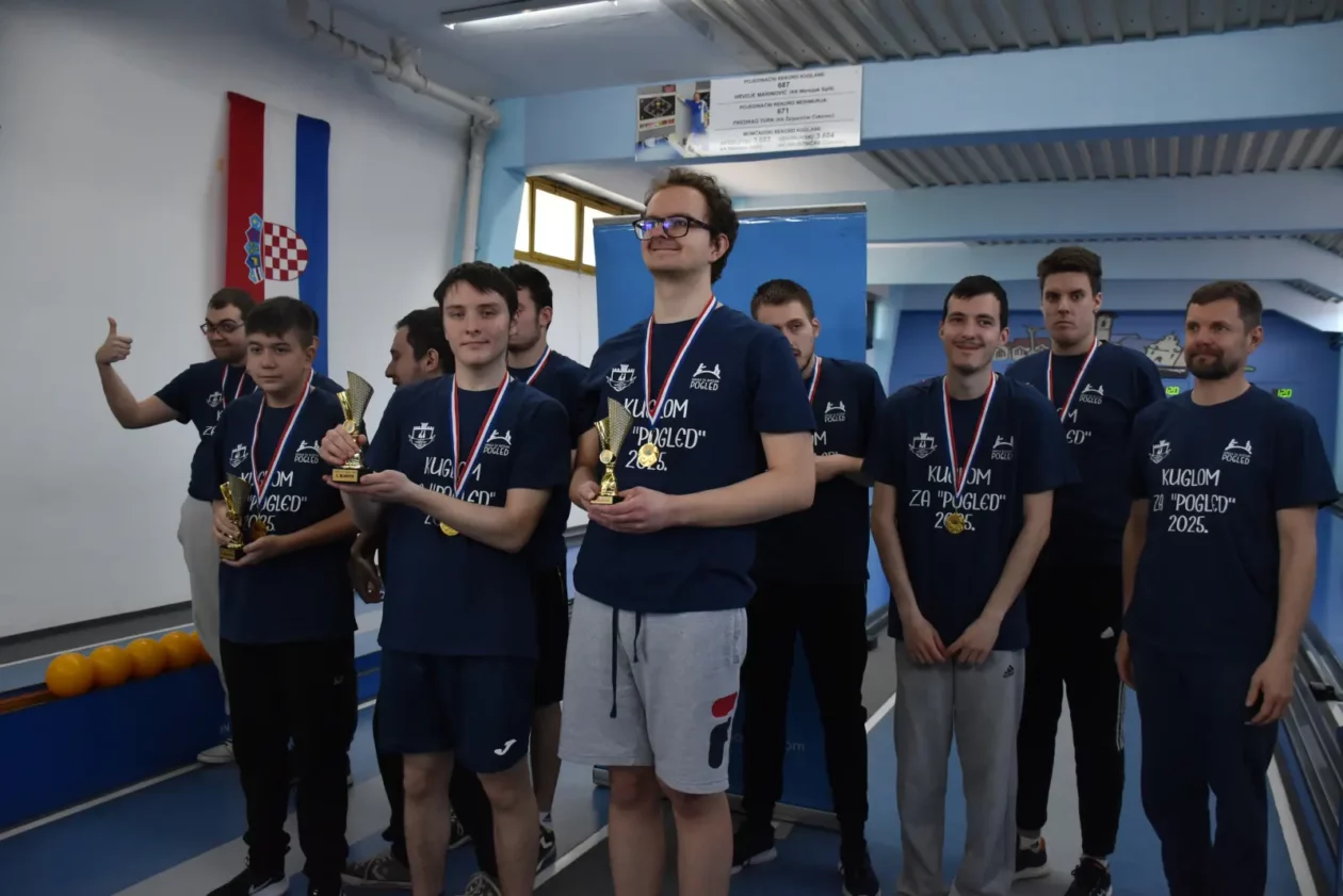 Udruga Pogled, autizam, Kuglanje (16) Udruga Pogled, autizam, Kuglanje (16)