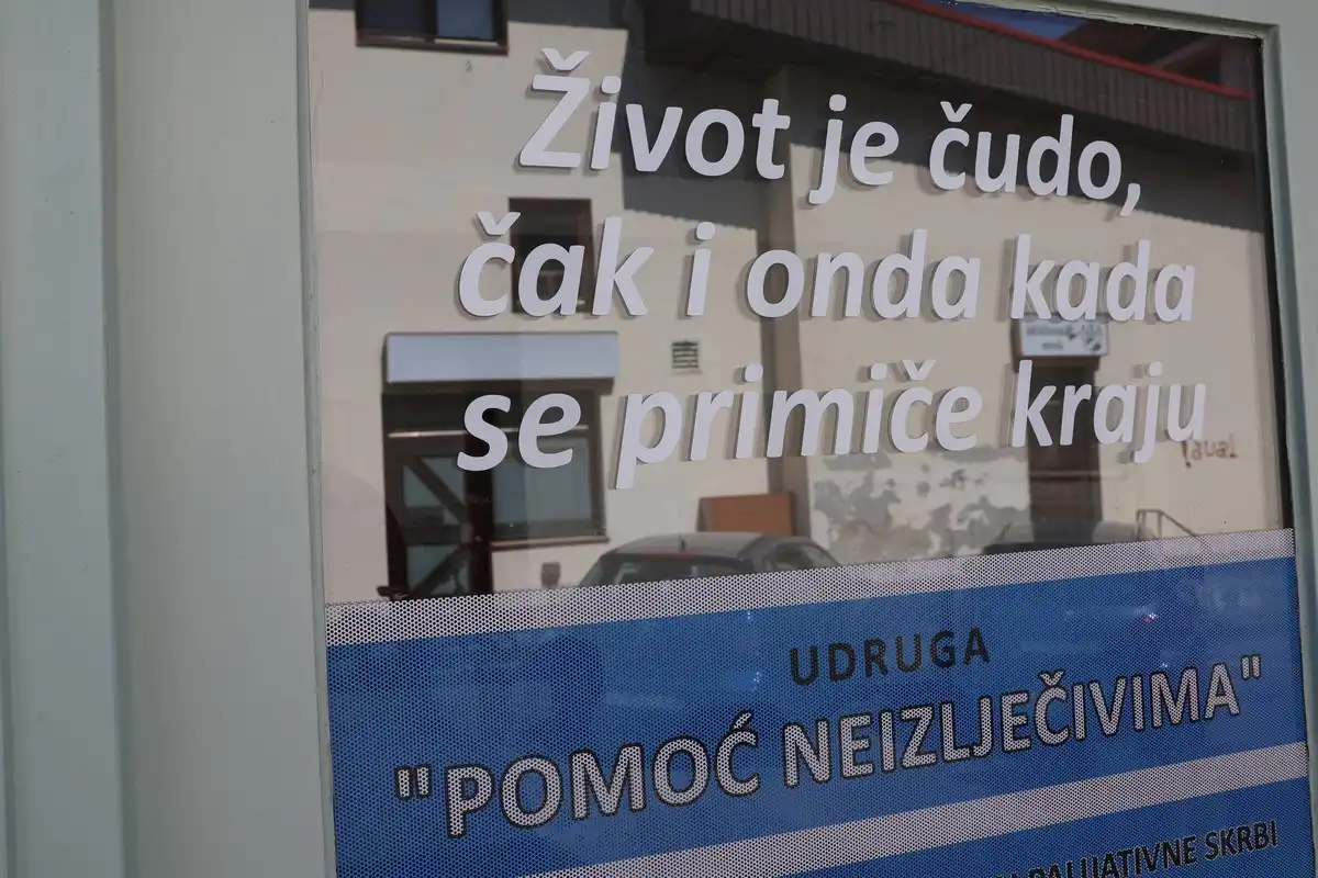 Udruga-Pomoc-neizljecivima-3