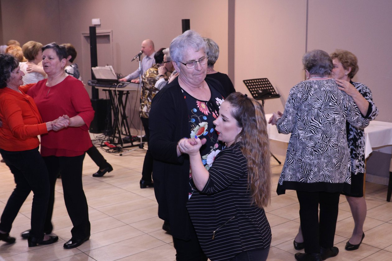 Udruga Priločko srce – dan žena 2025 (15) Udruga Priločko srce – dan žena 2025 (15)