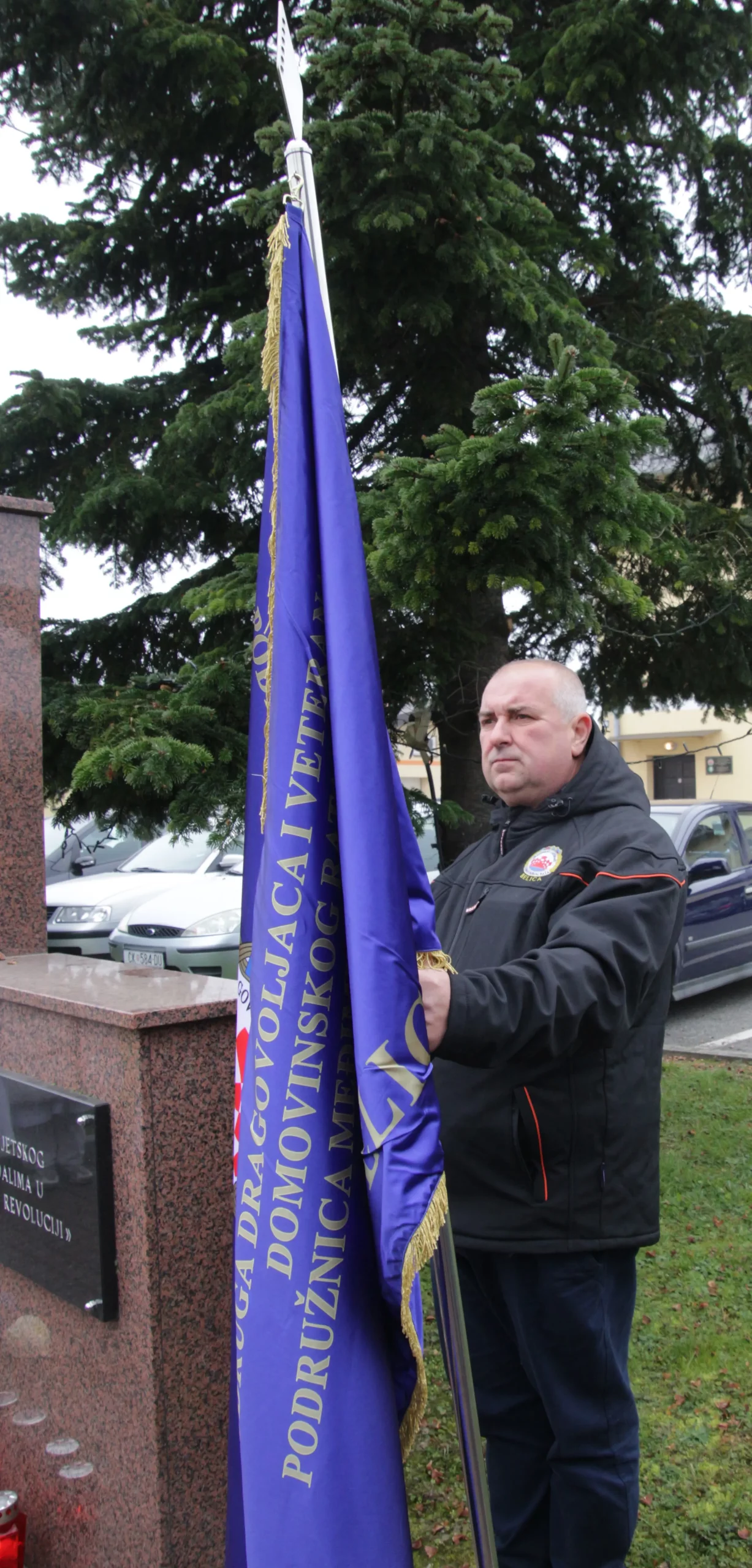 Udruga dragovoljaca i veterana Belica odala počast žrtvama Domovinskog rata i Vukovara paljenjem lampiona (4)