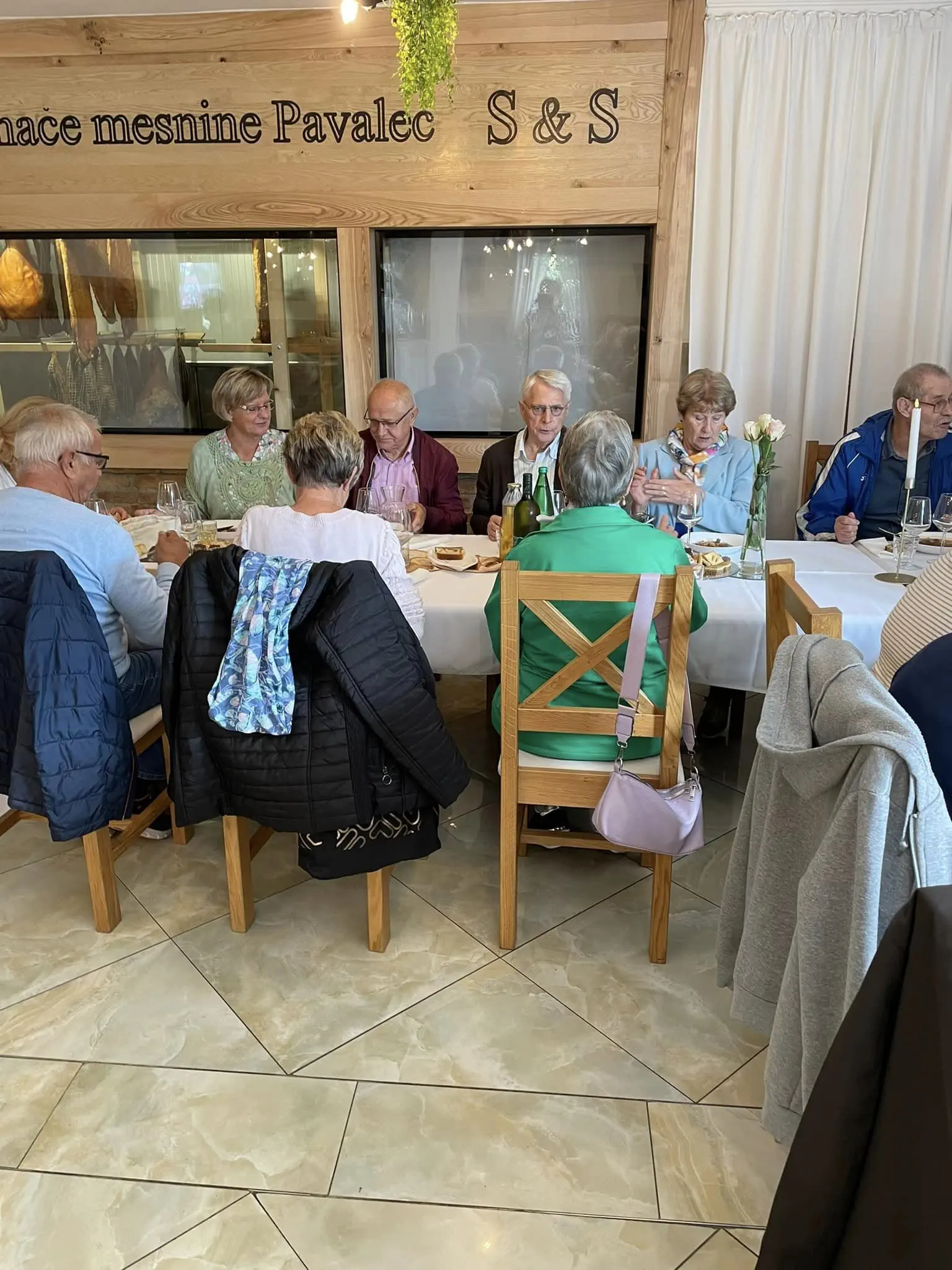 Udruga umirovljenika Grada Čakovca posjetila prijatelje iz Slovenije (3) Udruga umirovljenika Grada Čakovca posjetila prijatelje iz Slovenije (3)