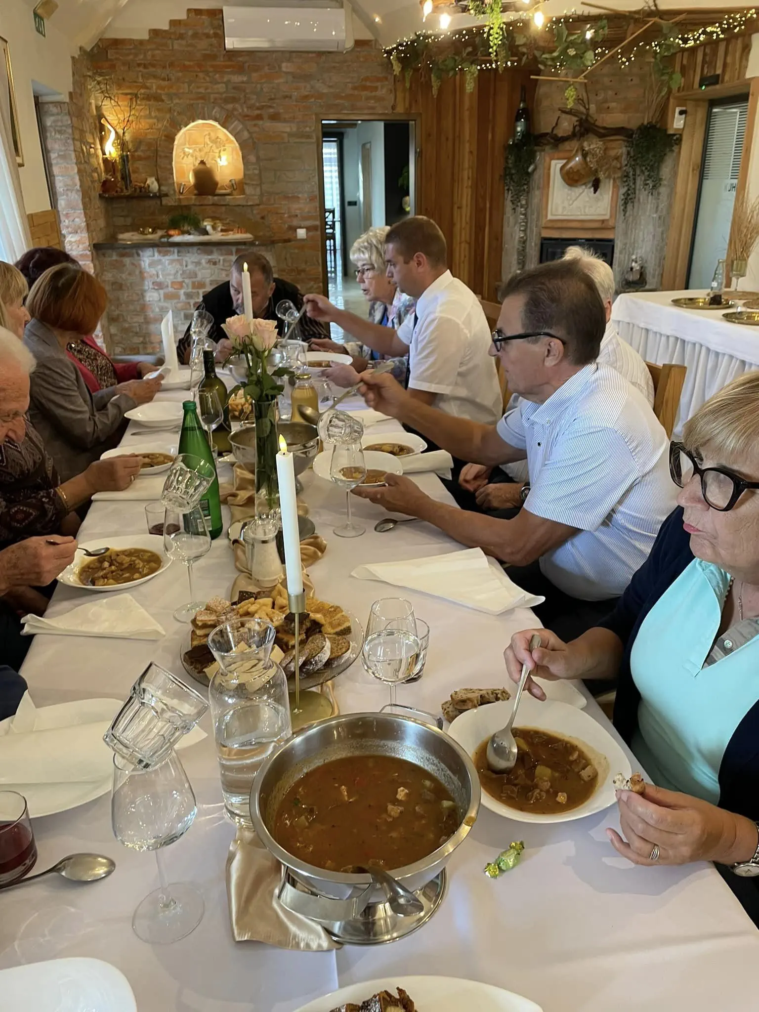 Udruga umirovljenika Grada Čakovca posjetila prijatelje iz Slovenije (5) Udruga umirovljenika Grada Čakovca posjetila prijatelje iz Slovenije (5)