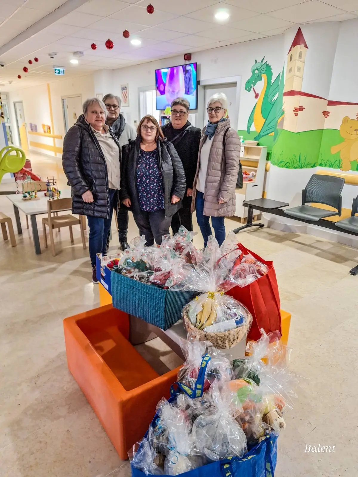 Udruga umirovljenika Prelog posjet Odjelu pedijatrije (4) Udruga umirovljenika Prelog posjet Odjelu pedijatrije (4)