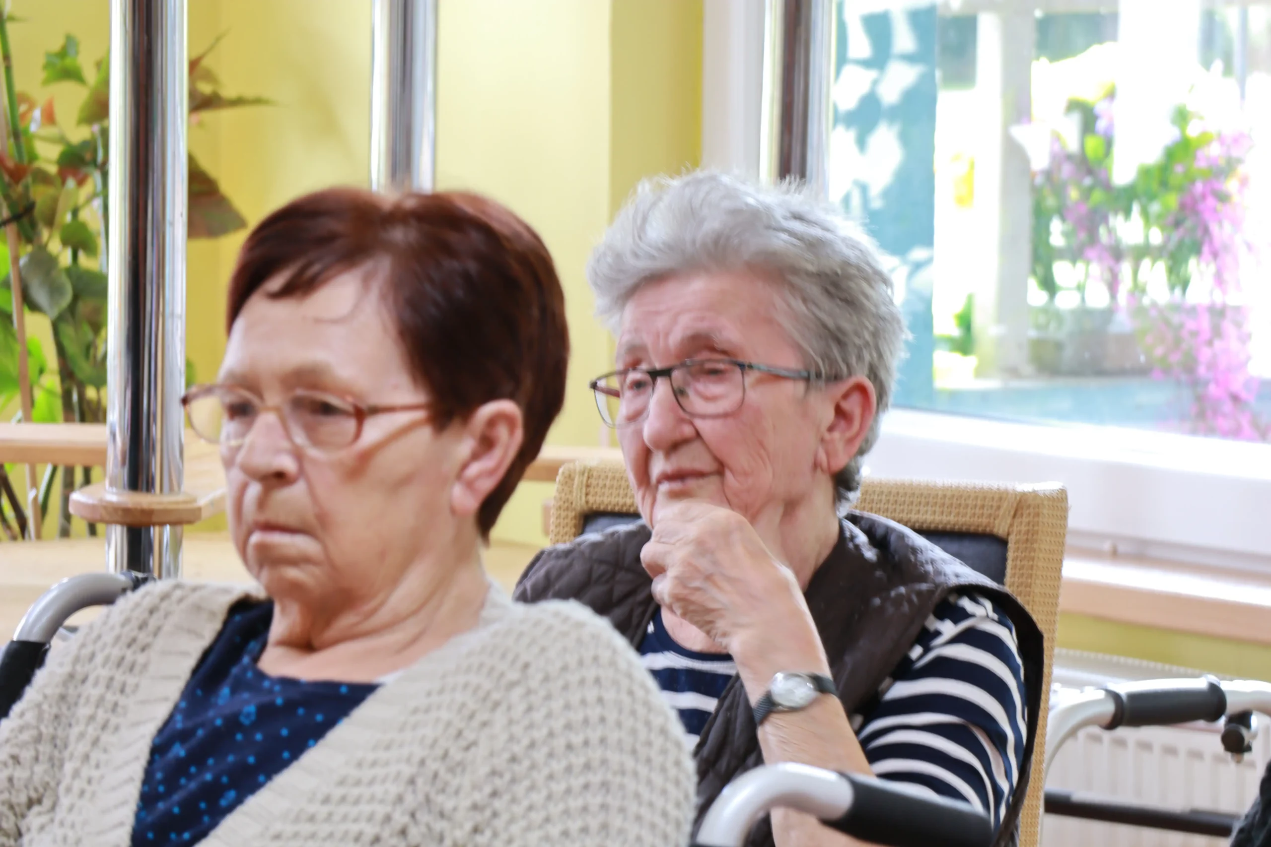 Udruga umirovljenika Preloga posjetila Dom za starije Strahija (7) Udruga umirovljenika Preloga posjetila Dom za starije Strahija (7)