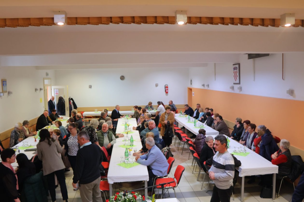 Udruga umirovljenika održala izbornu godišnju skupštinu (1)