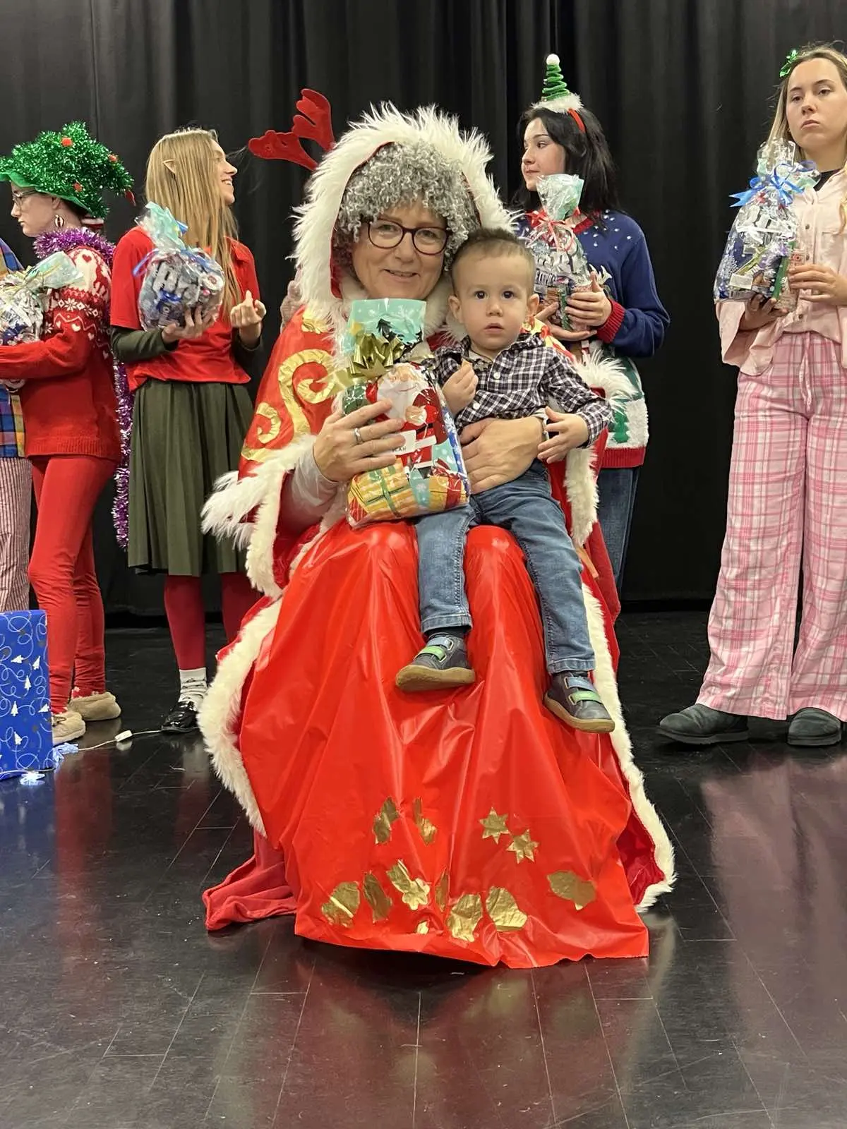 Udruga za sindrom dowm MŽ božićno druženje (24)