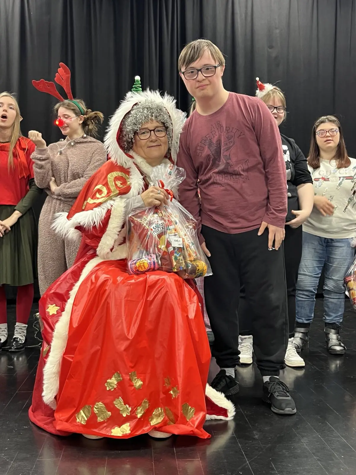 Udruga za sindrom dowm MŽ božićno druženje (32)