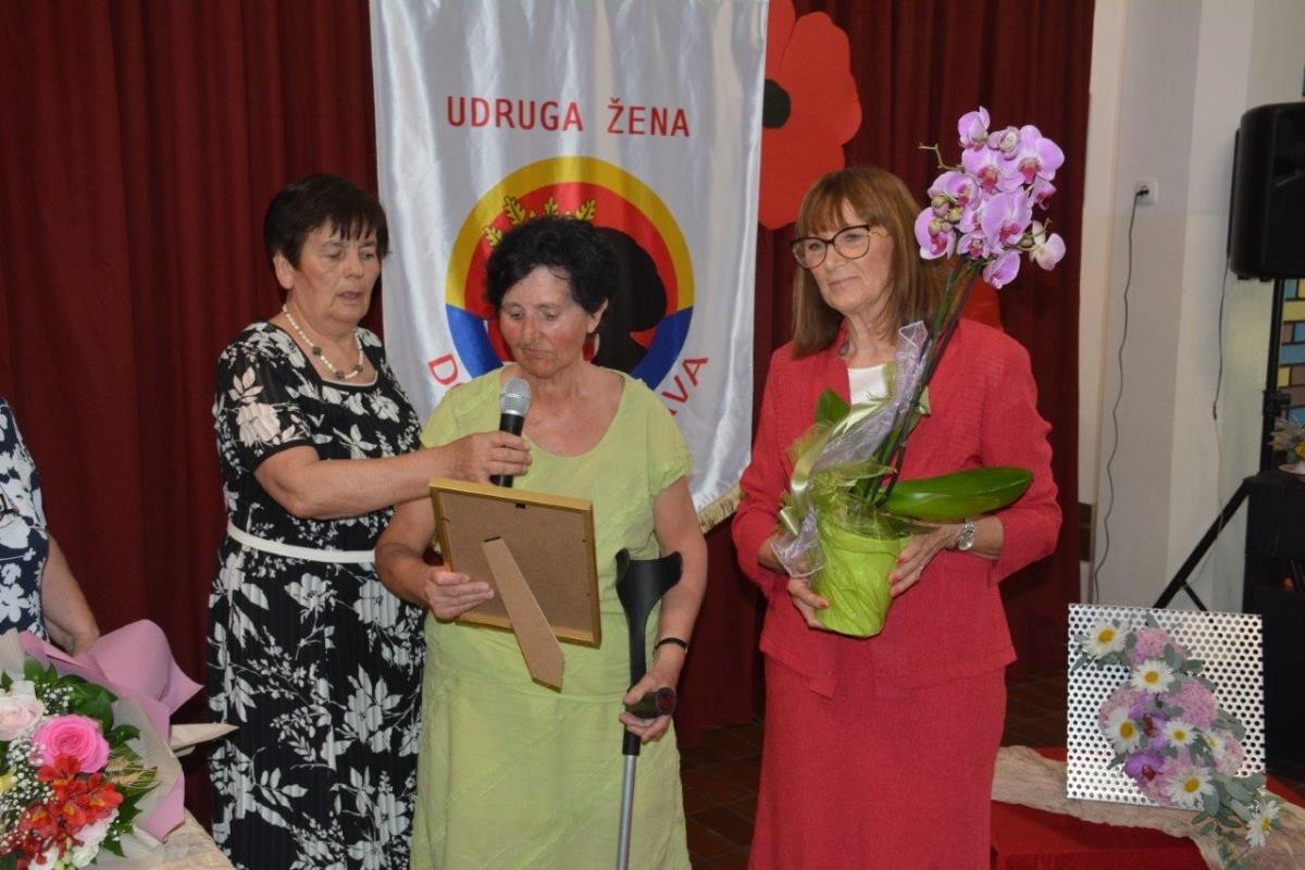 Udruga žena Donja Dubrava (20) Udruga žena Donja Dubrava (20)