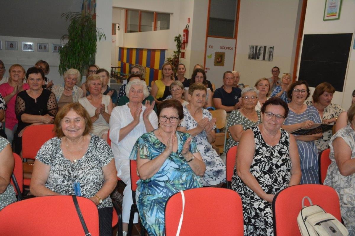 Udruga žena Donja Dubrava (29) Udruga žena Donja Dubrava (29)