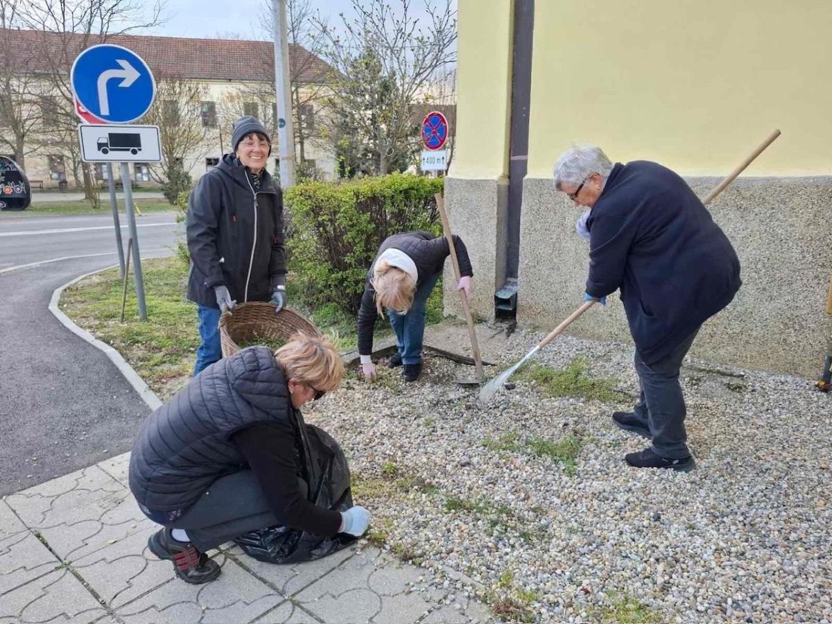 Udruga žena Donja Dubrava čišćenje (12)