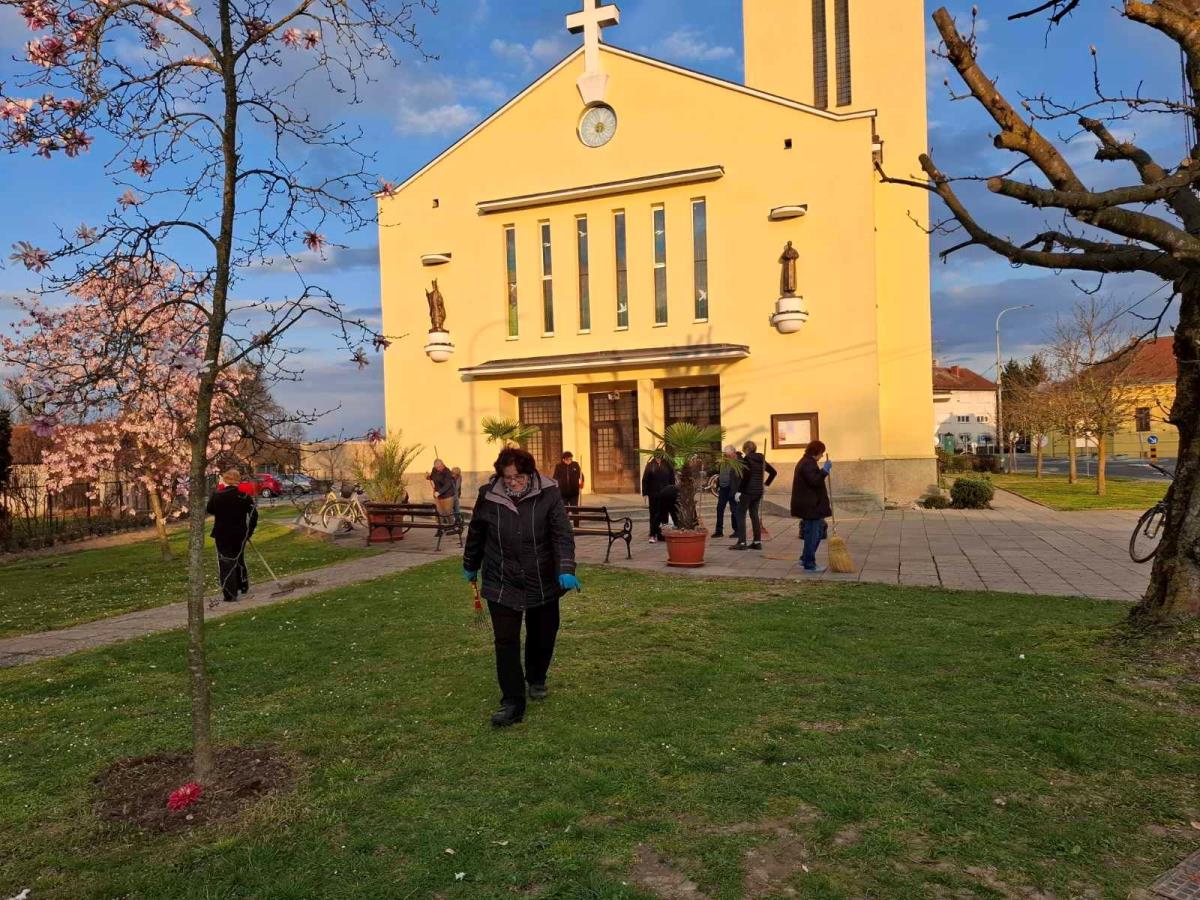 Udruga žena Donja Dubrava čišćenje (2)