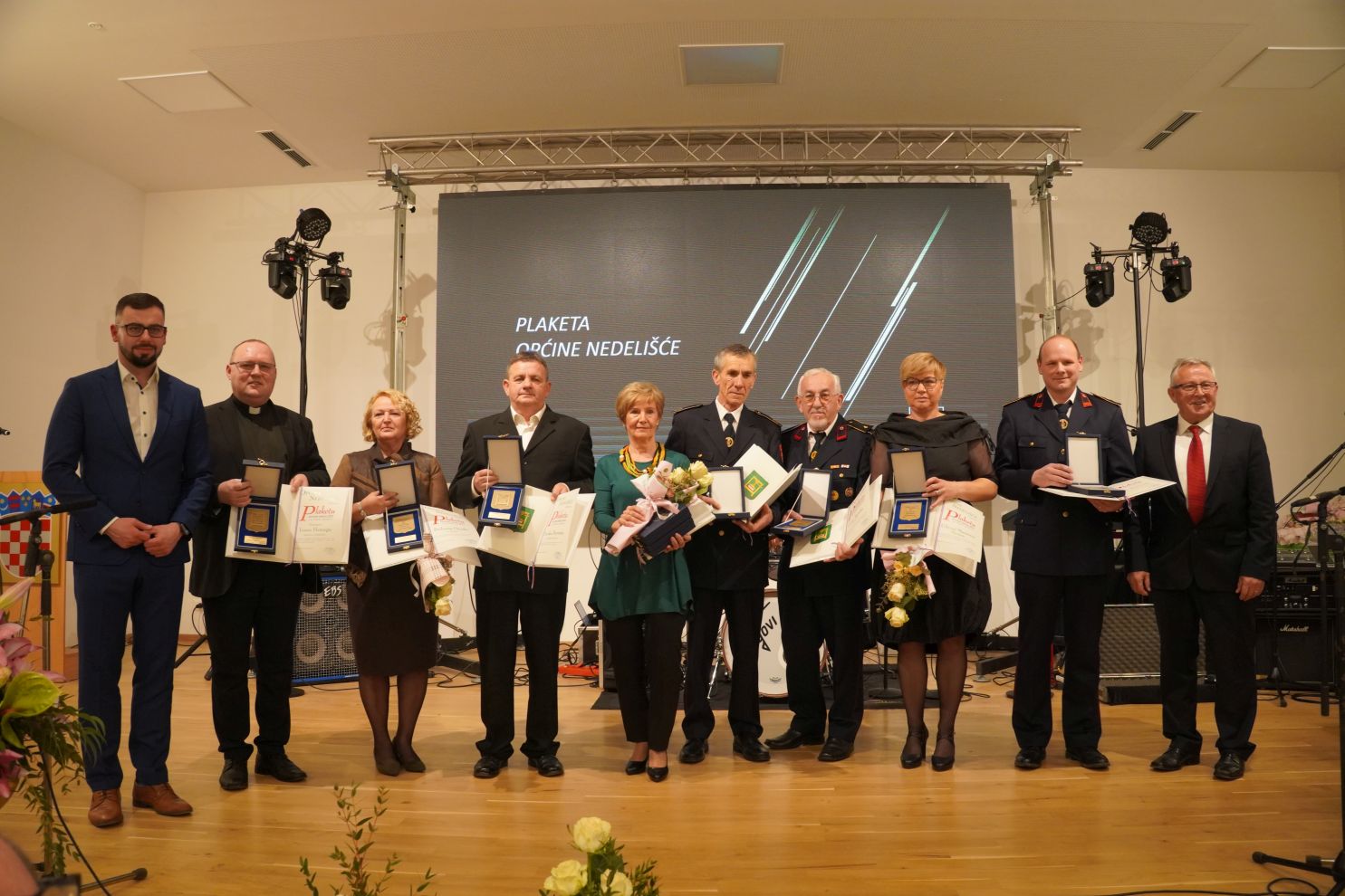Udruga žena Dunjkovec plaketa općine (1)