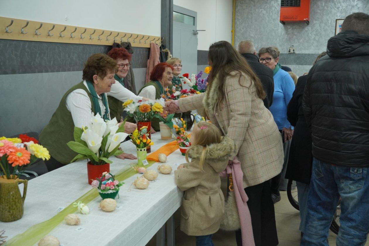 Udruga žena Podbrest izložba Uskrs (7) Udruga žena Podbrest izložba Uskrs (7)