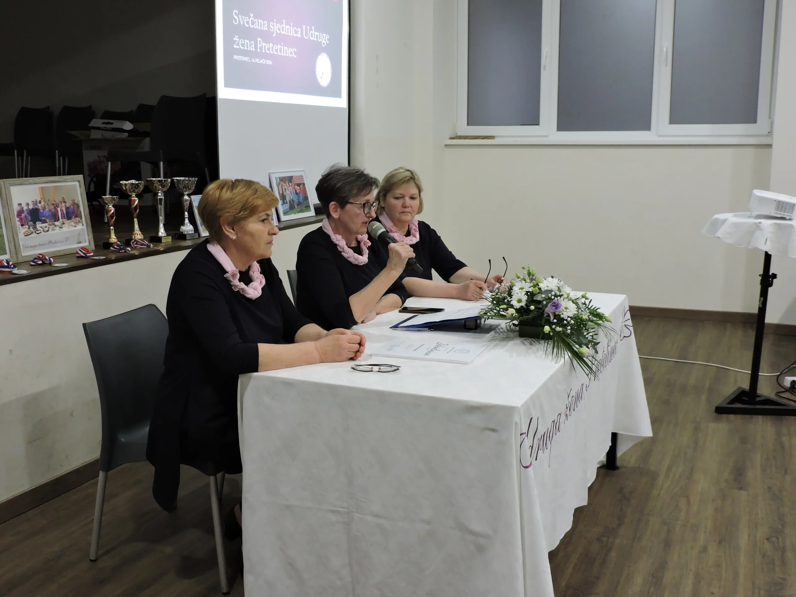Udruga žena Pretetinec (12) Udruga žena Pretetinec (12)
