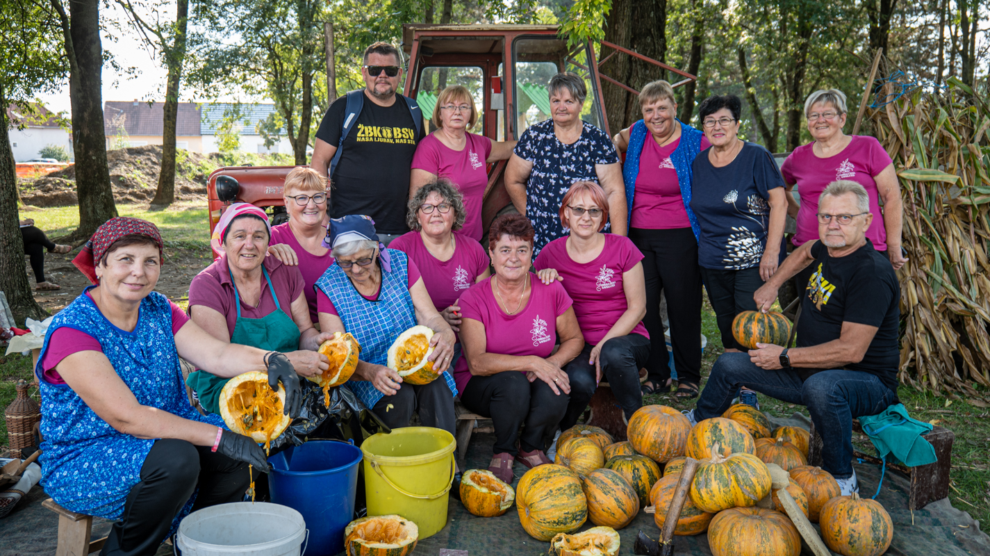 Udruga žena Savska Ves 1309-105 Udruga žena Savska Ves 1309-105