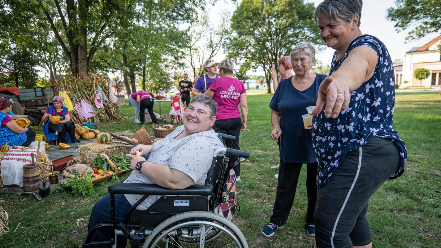 Udruga žena Savska Ves 1309-123 Udruga žena Savska Ves 1309-123