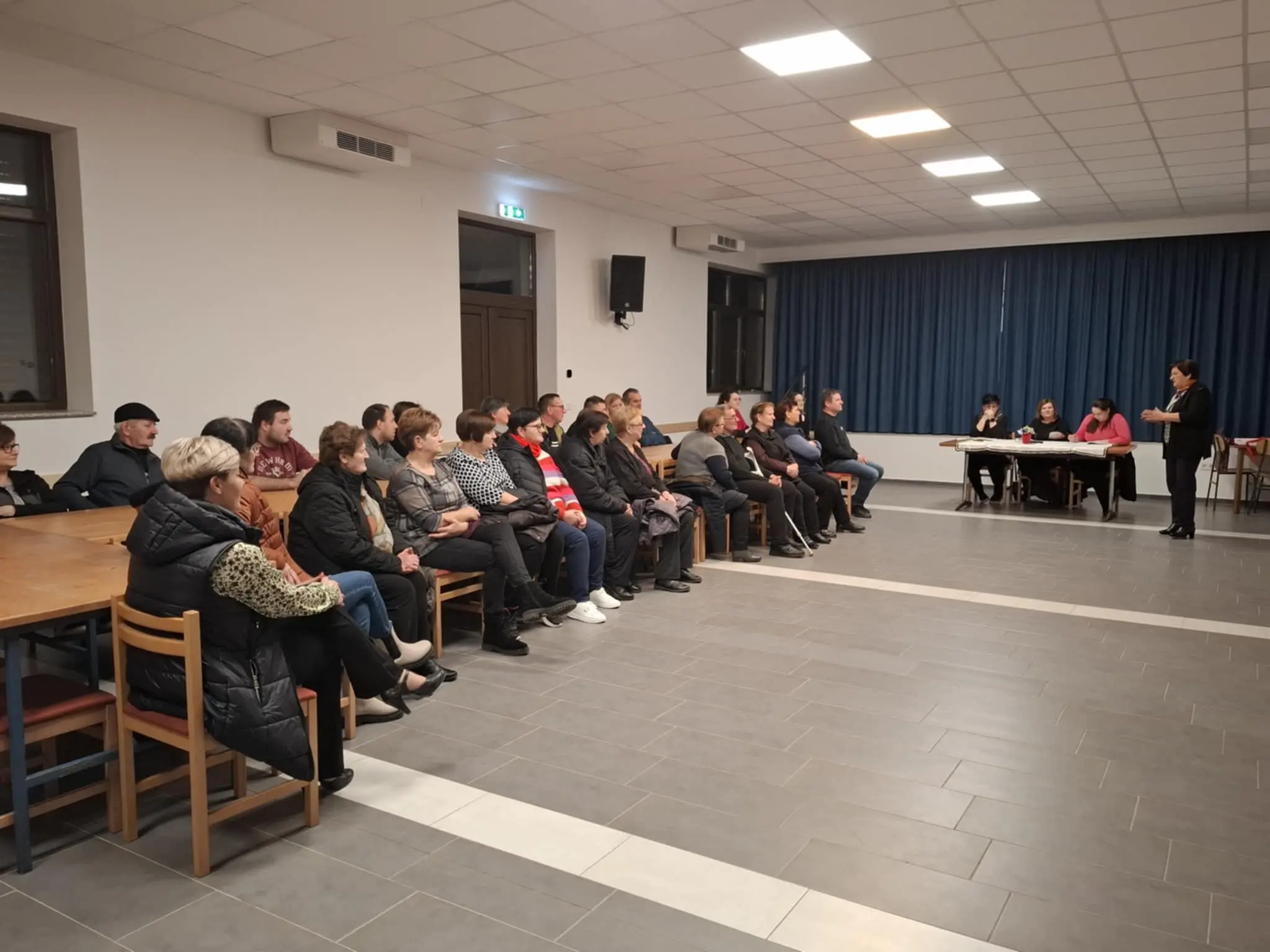 Udruga žena Sivica (3) Udruga žena Sivica (3)