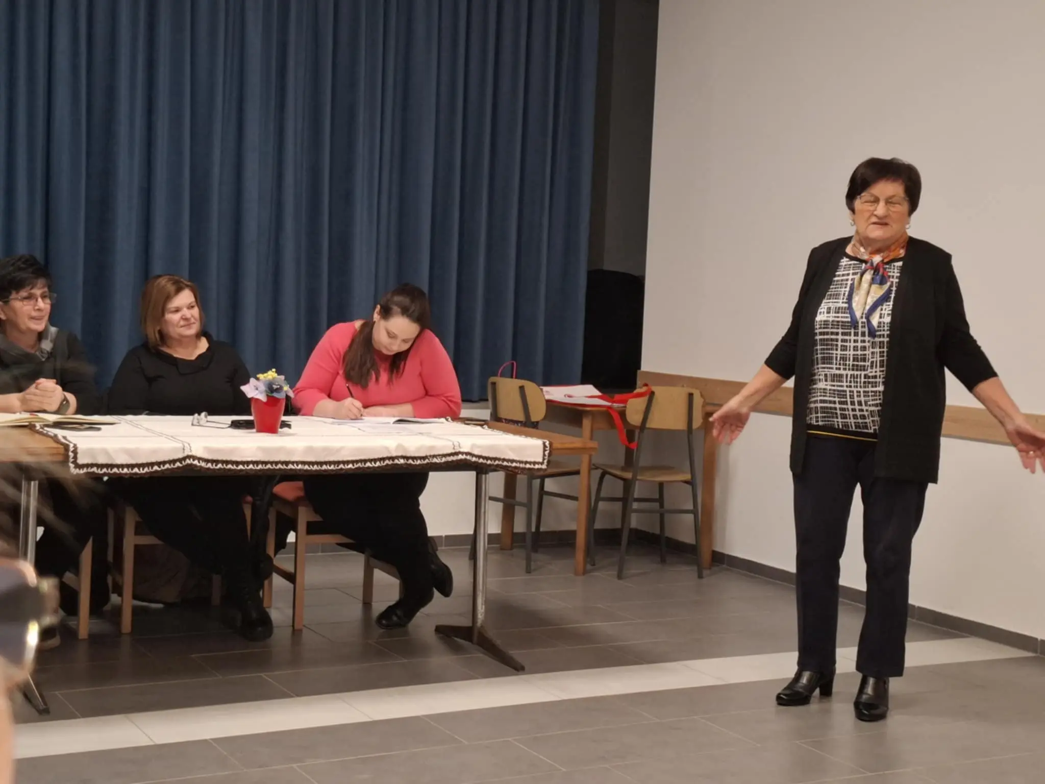 Udruga žena Sivica (6) Udruga žena Sivica (6)