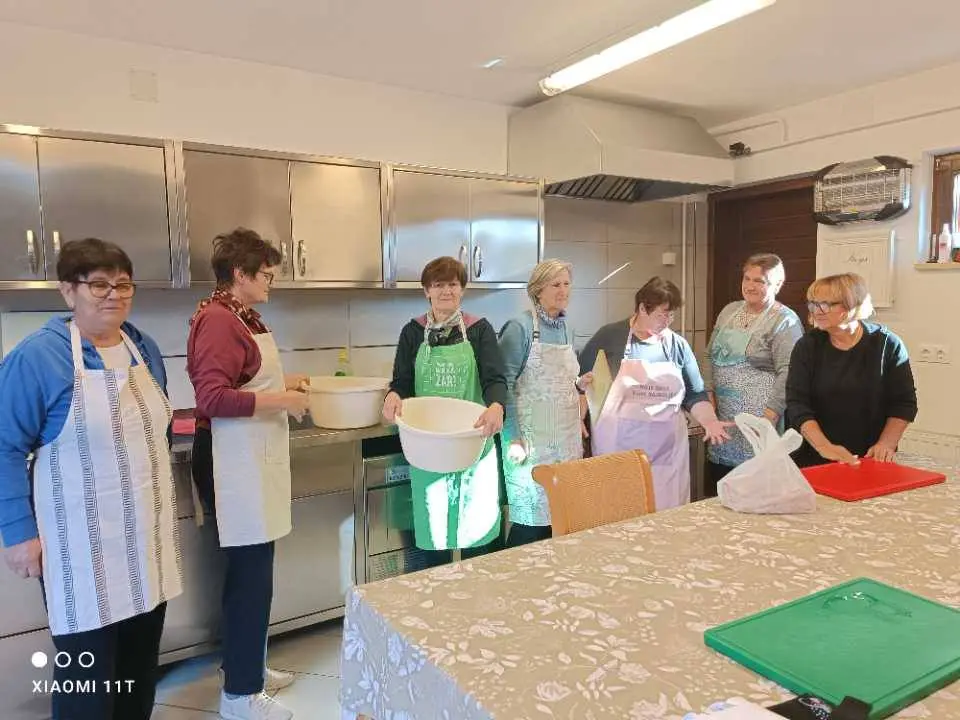 Udruga žena slakovec (2)