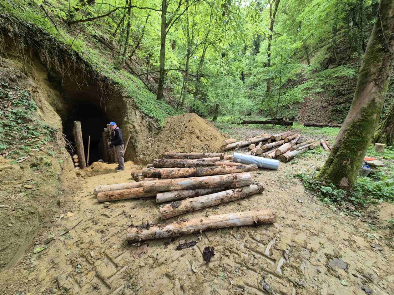 Ugljenokop Dragoslavec (9)