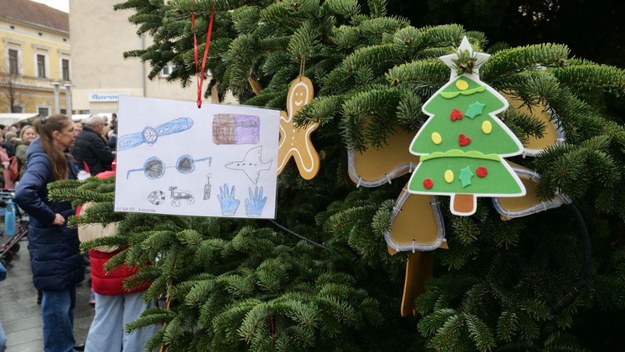 Ukras, radost ponesi franjevački trg advent 2025 (12)