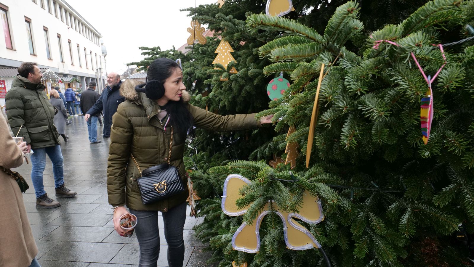 Ukras, radost ponesi franjevački trg advent 2025 (15)